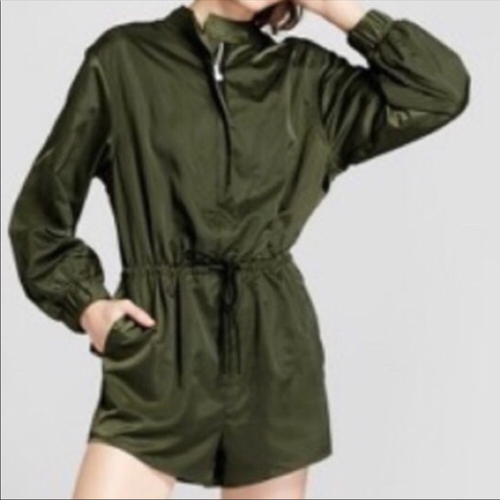 Hunter for Target olive green zip up romper - 10